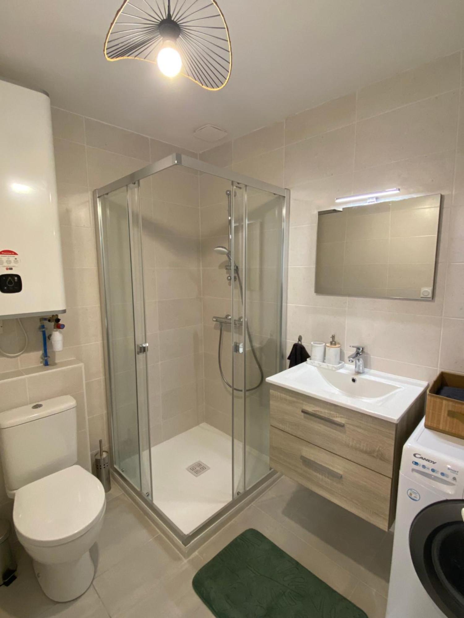Appartement Proche Cnpe Et Pipa Saint-Denis-en-Bugey 외부 사진